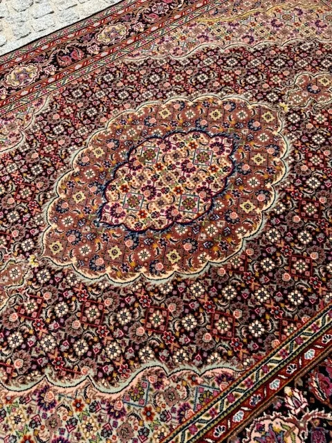 18230093896