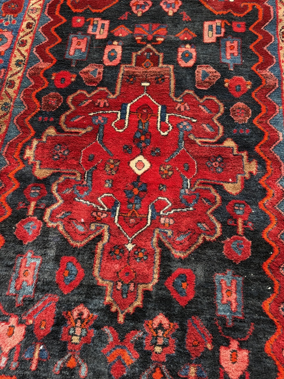 18985429657