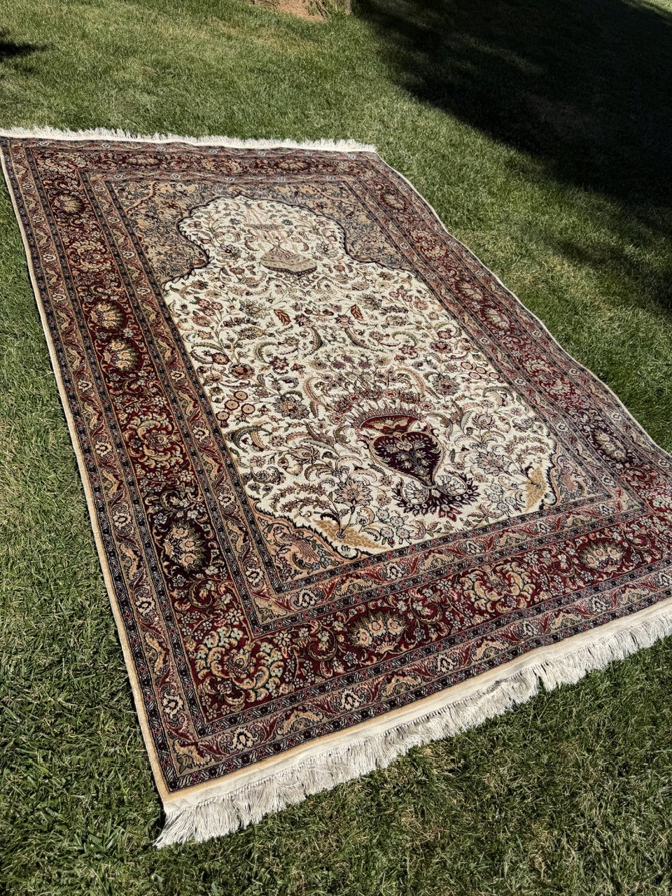 19002933680