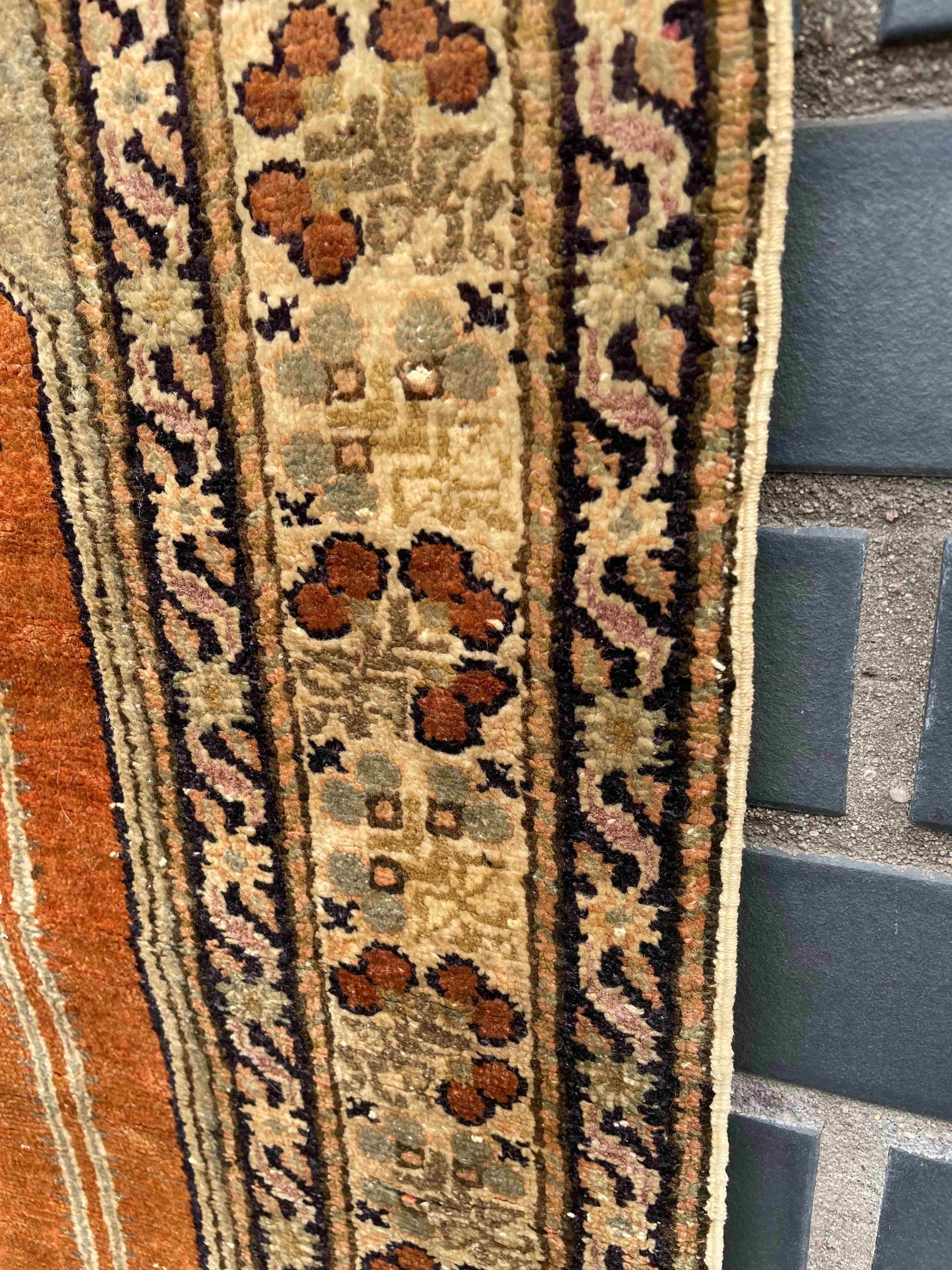 11057333818