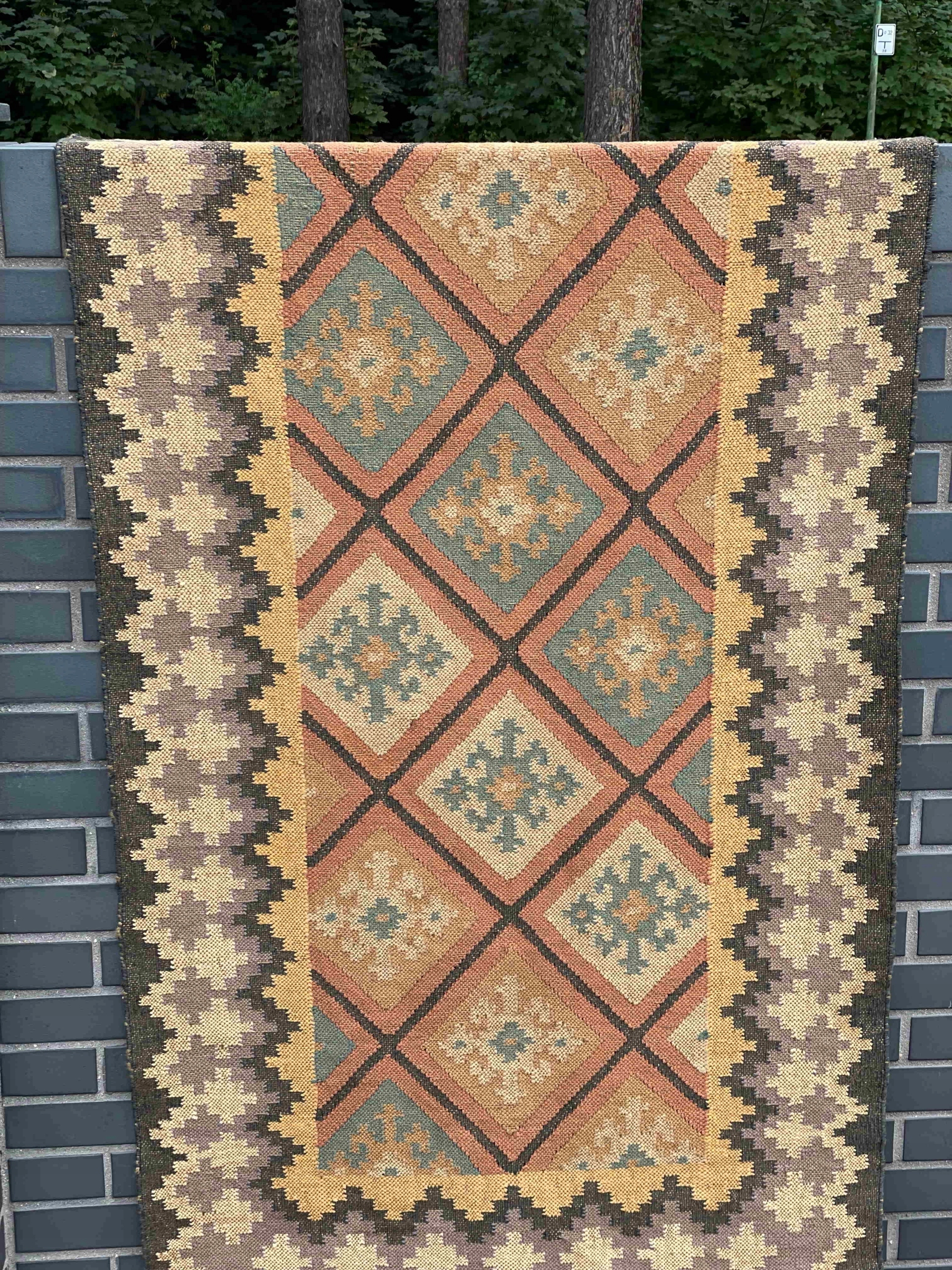 11130696365