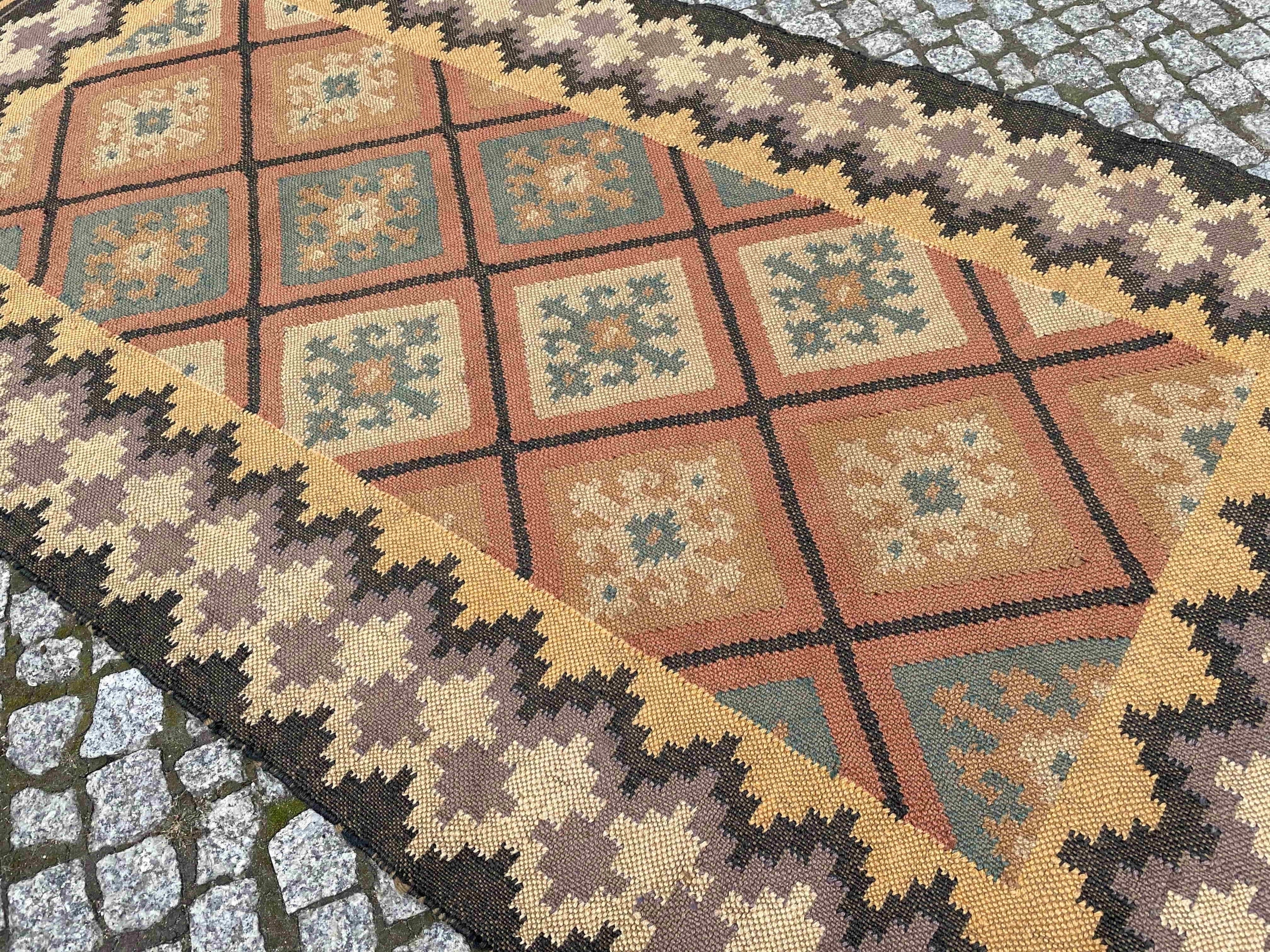 11130696365