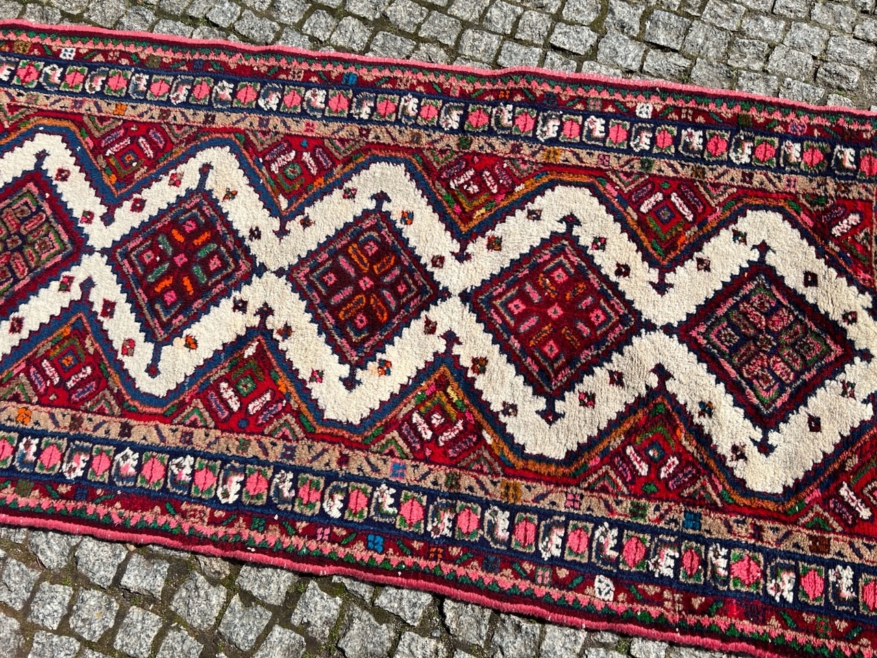 13615969427