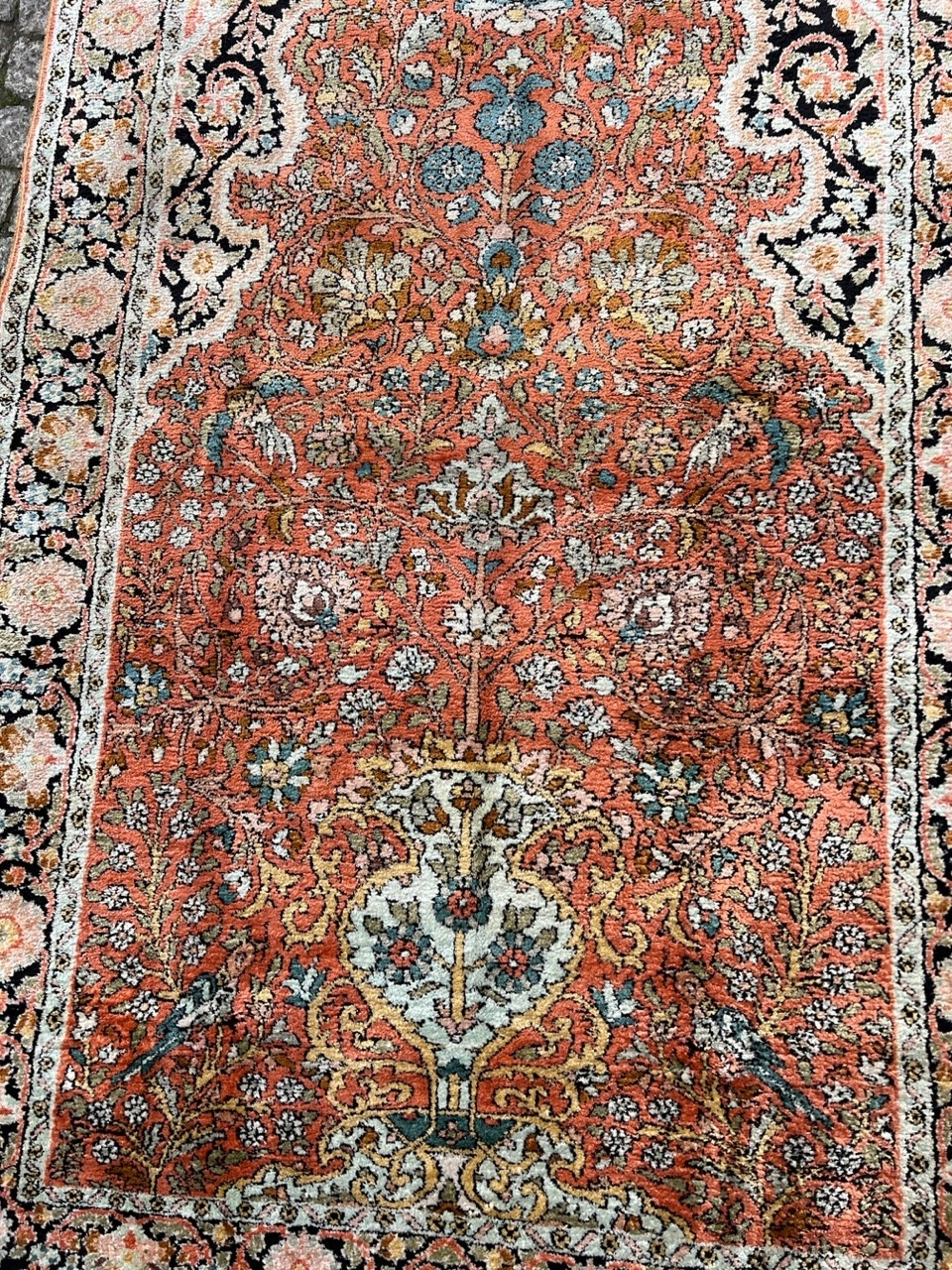 13715639452
