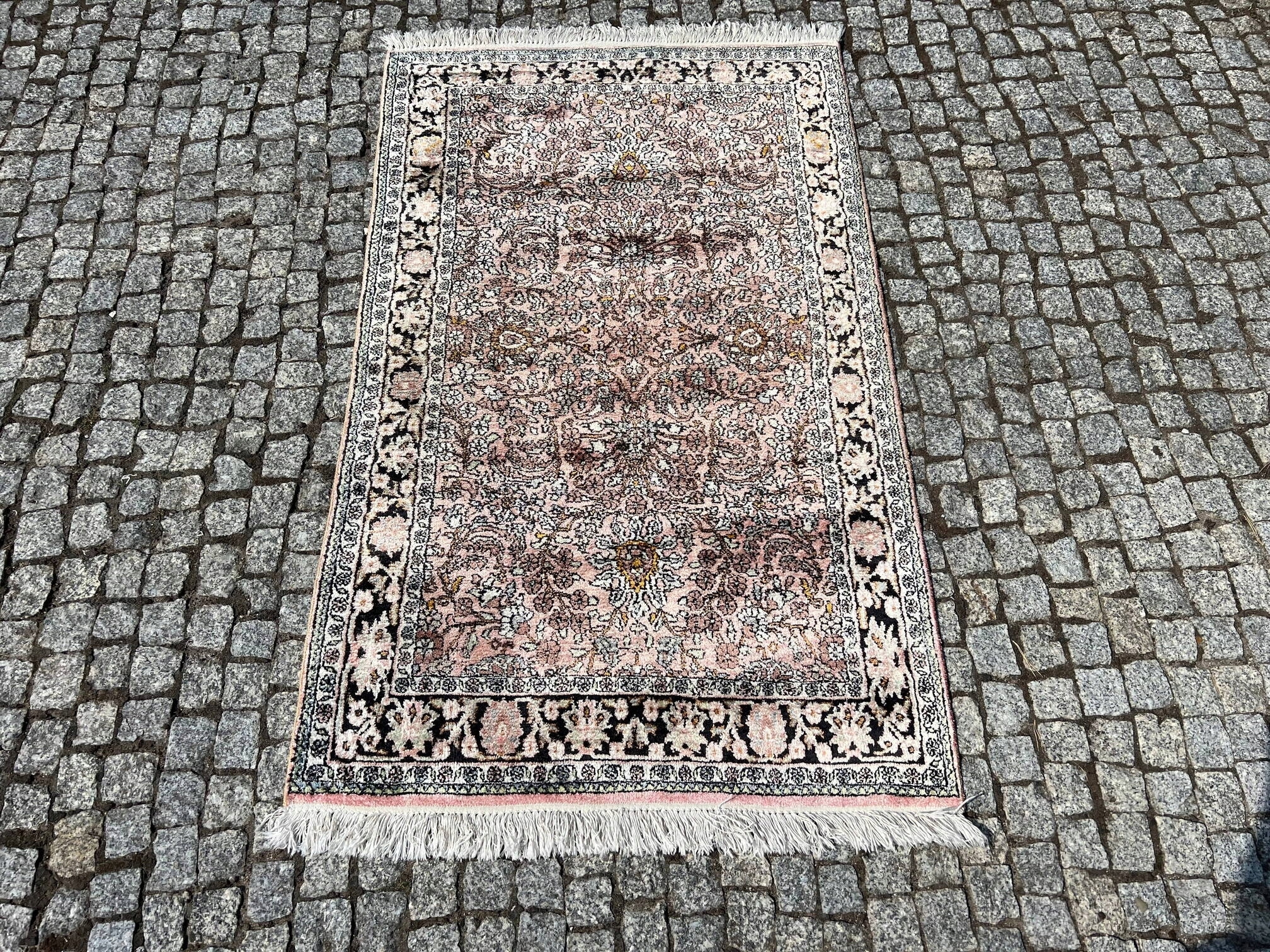 15227486405