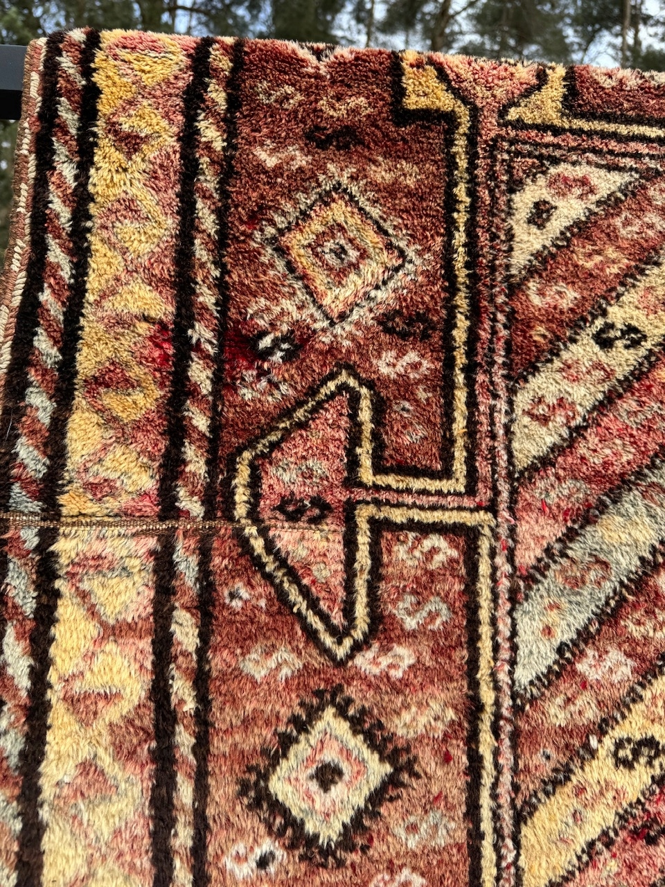 15610512651