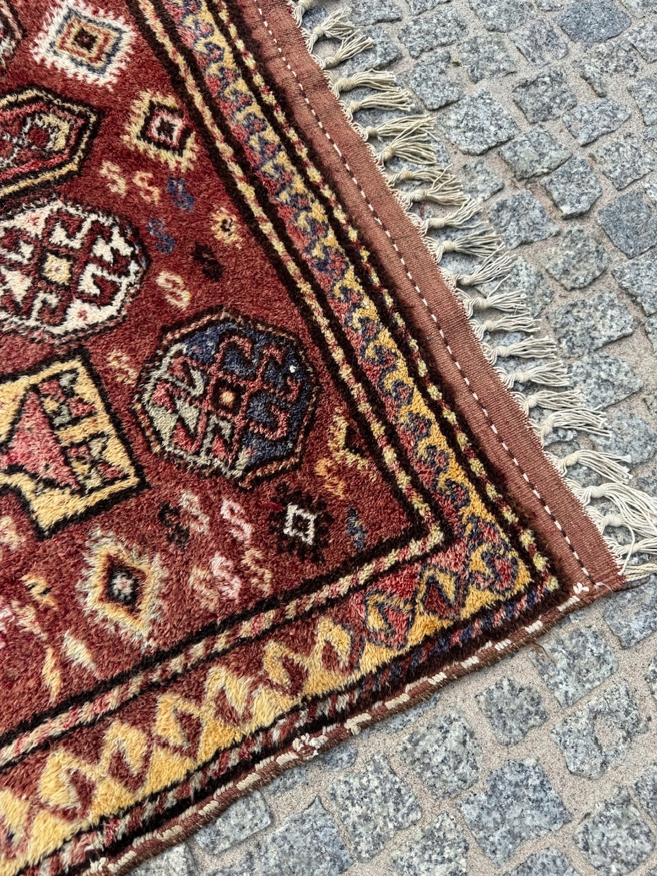 15610512651