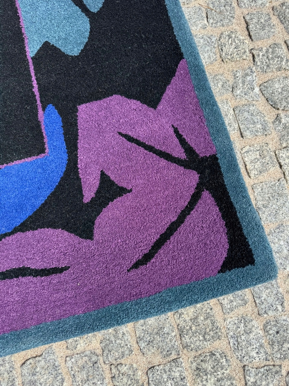 15637454875