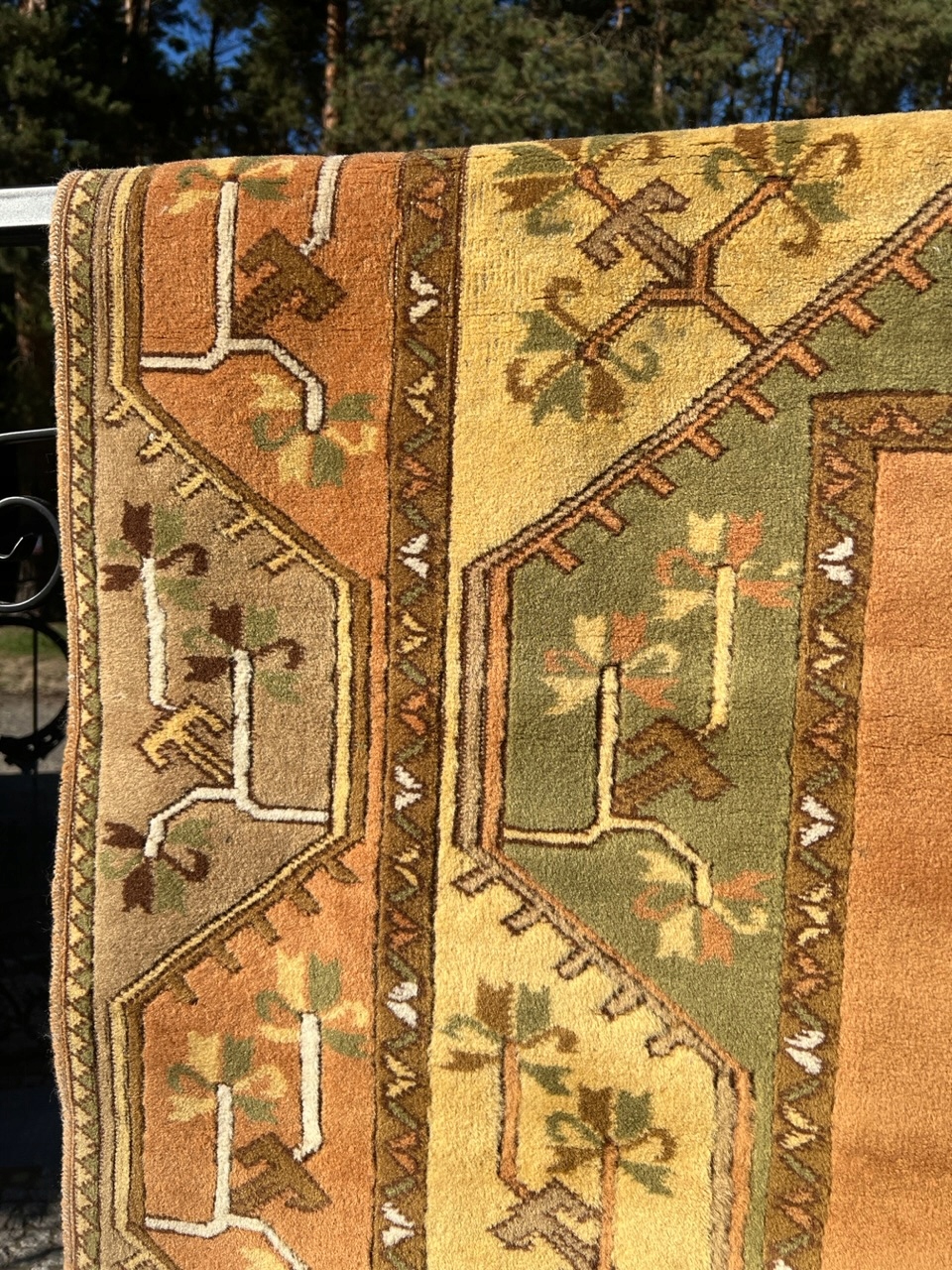 17472103819