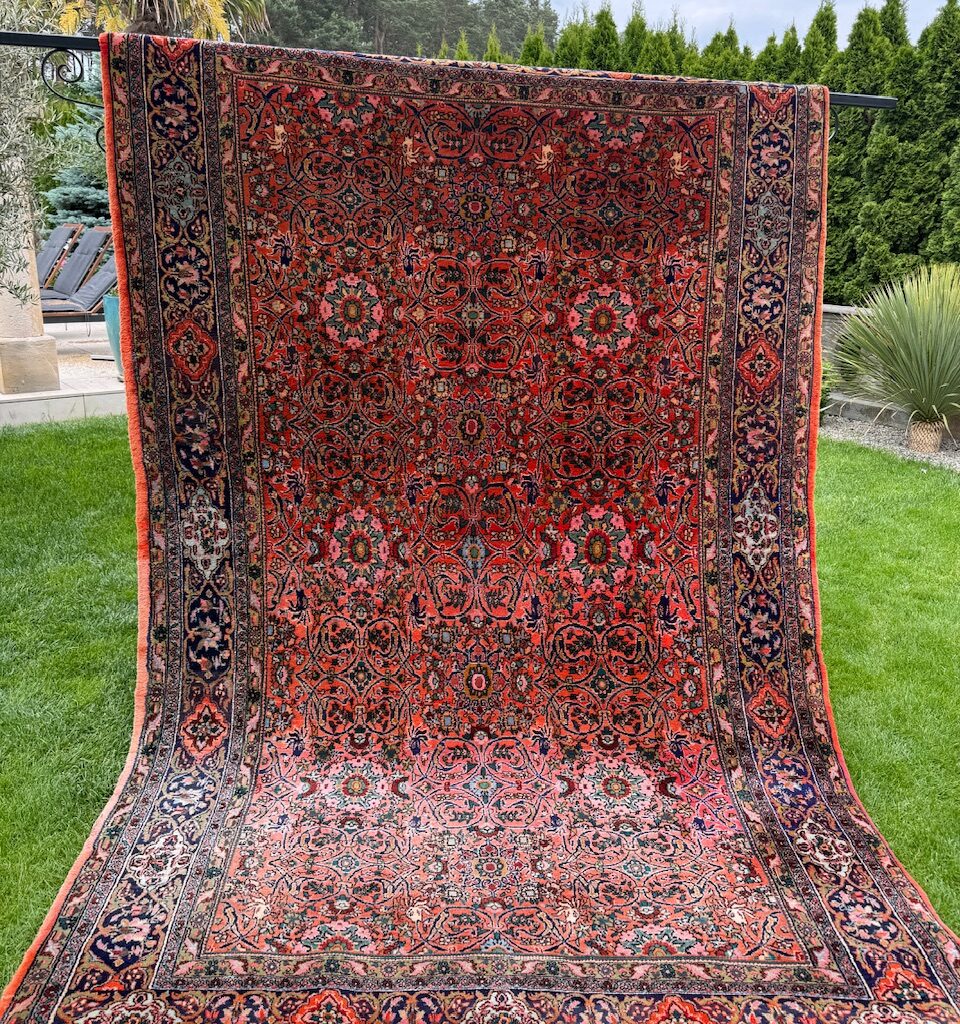 17616886211