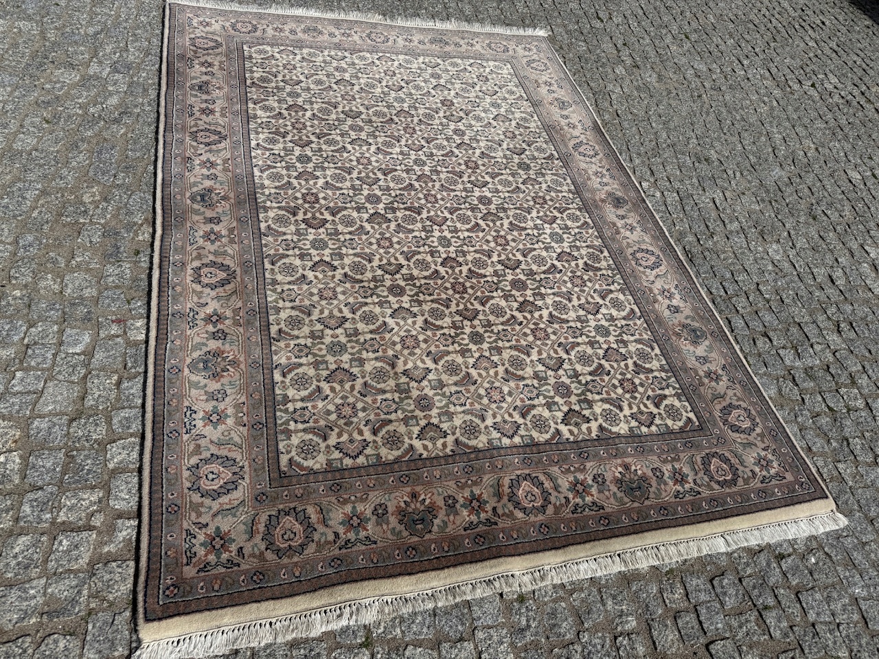 17660396134