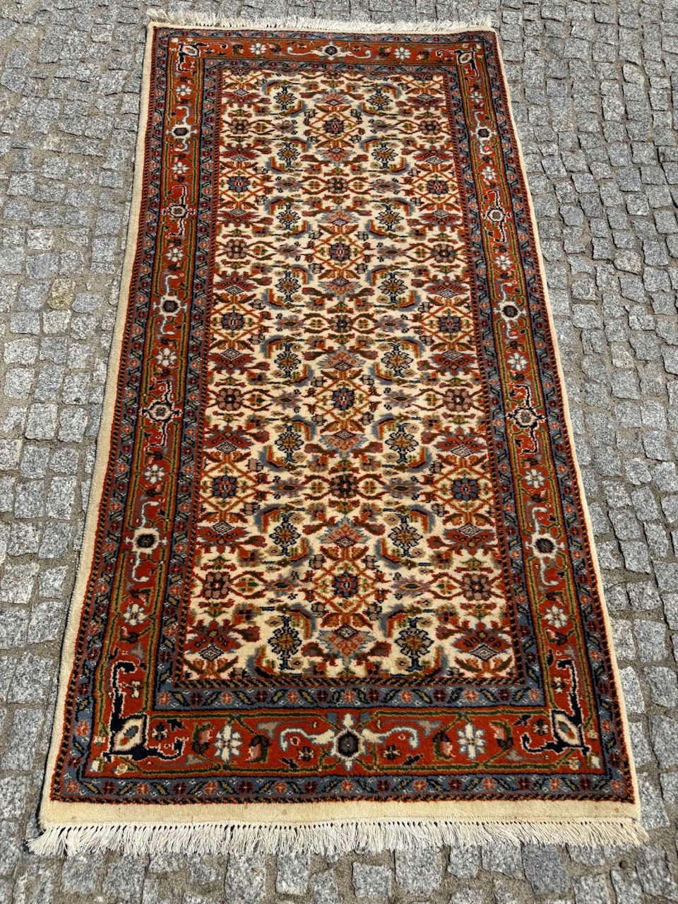 17900762855