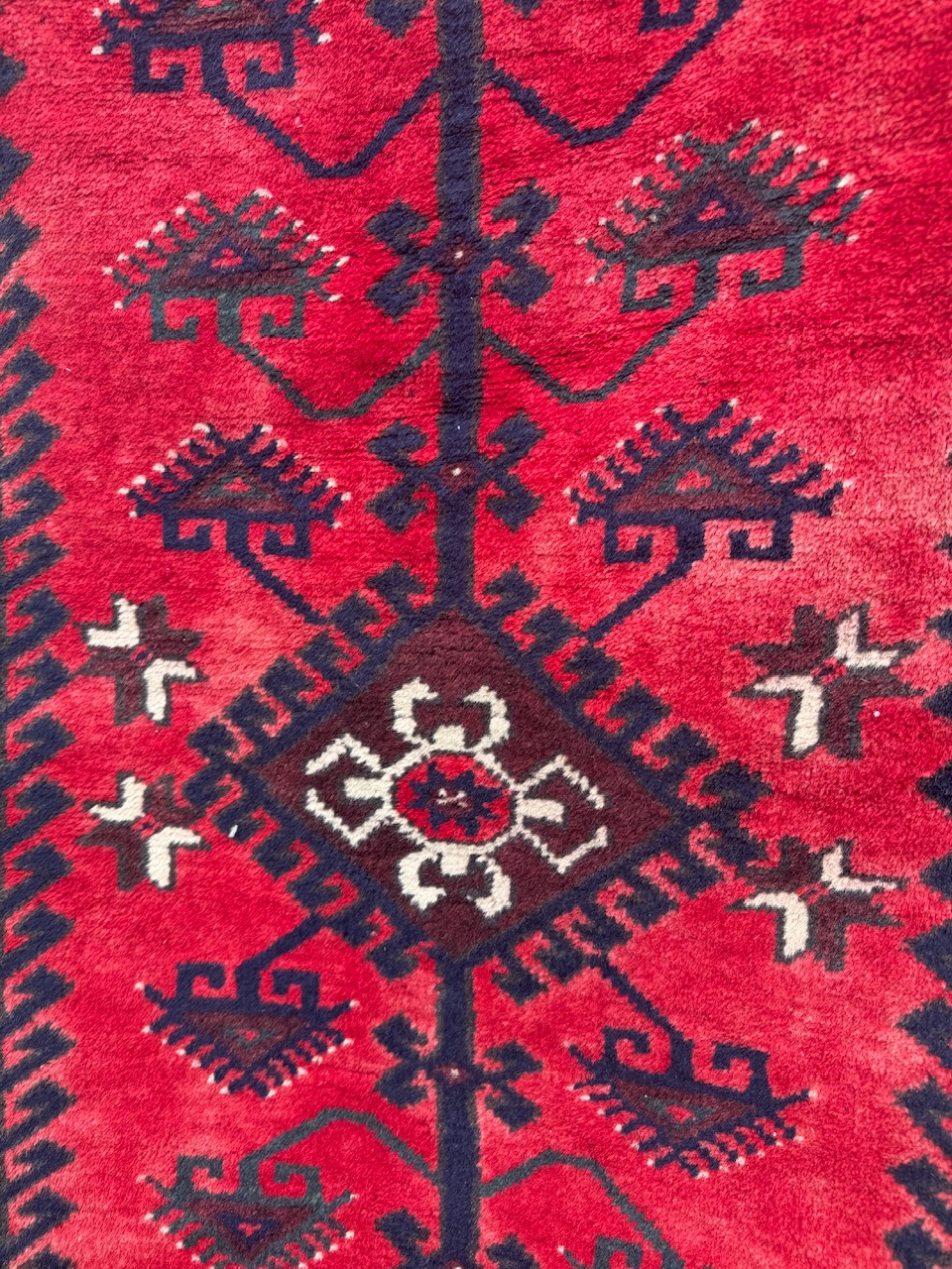 17956304048