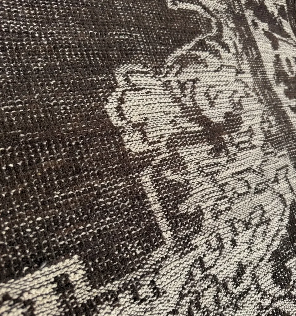 17989918747