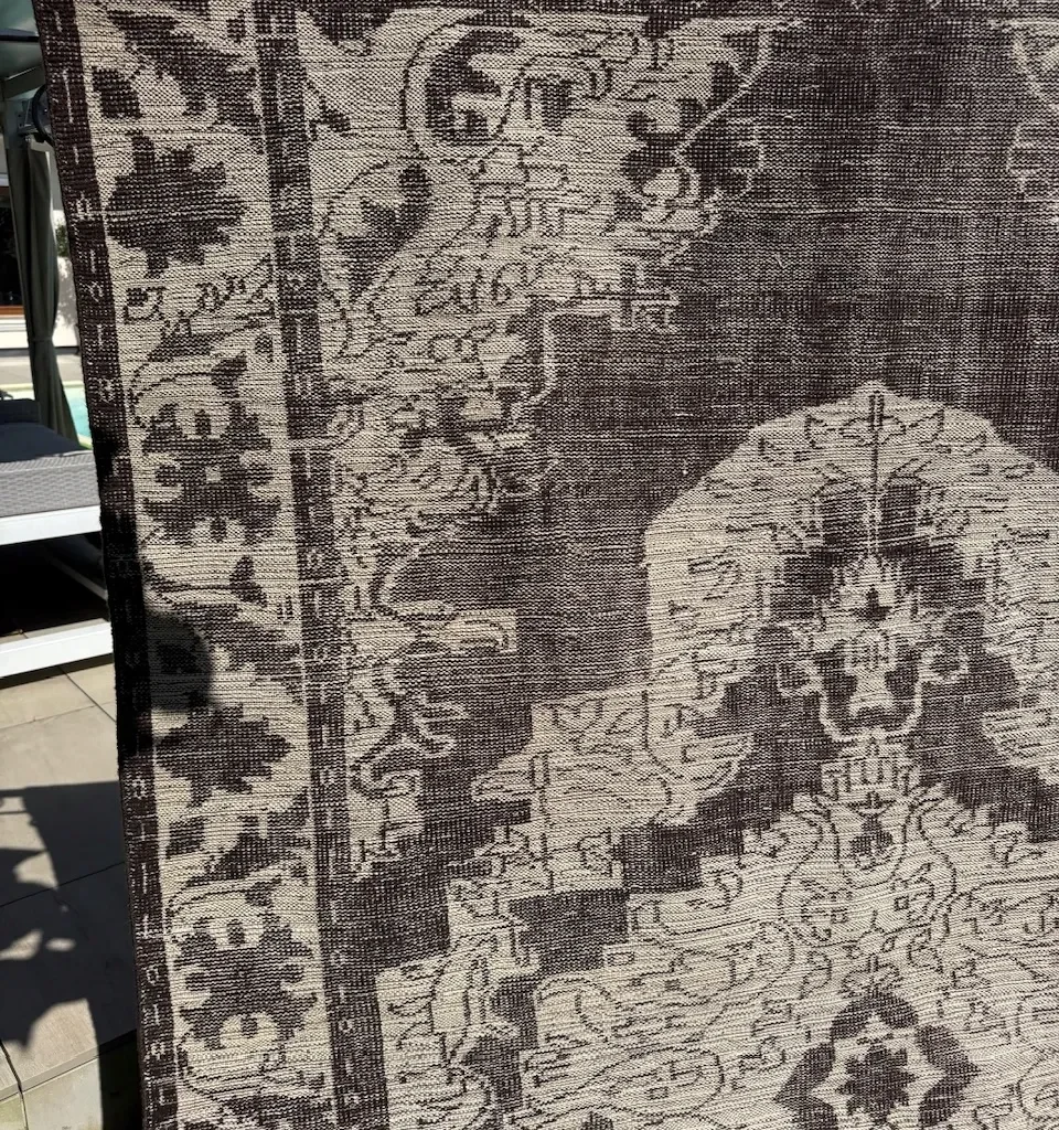 17989918747