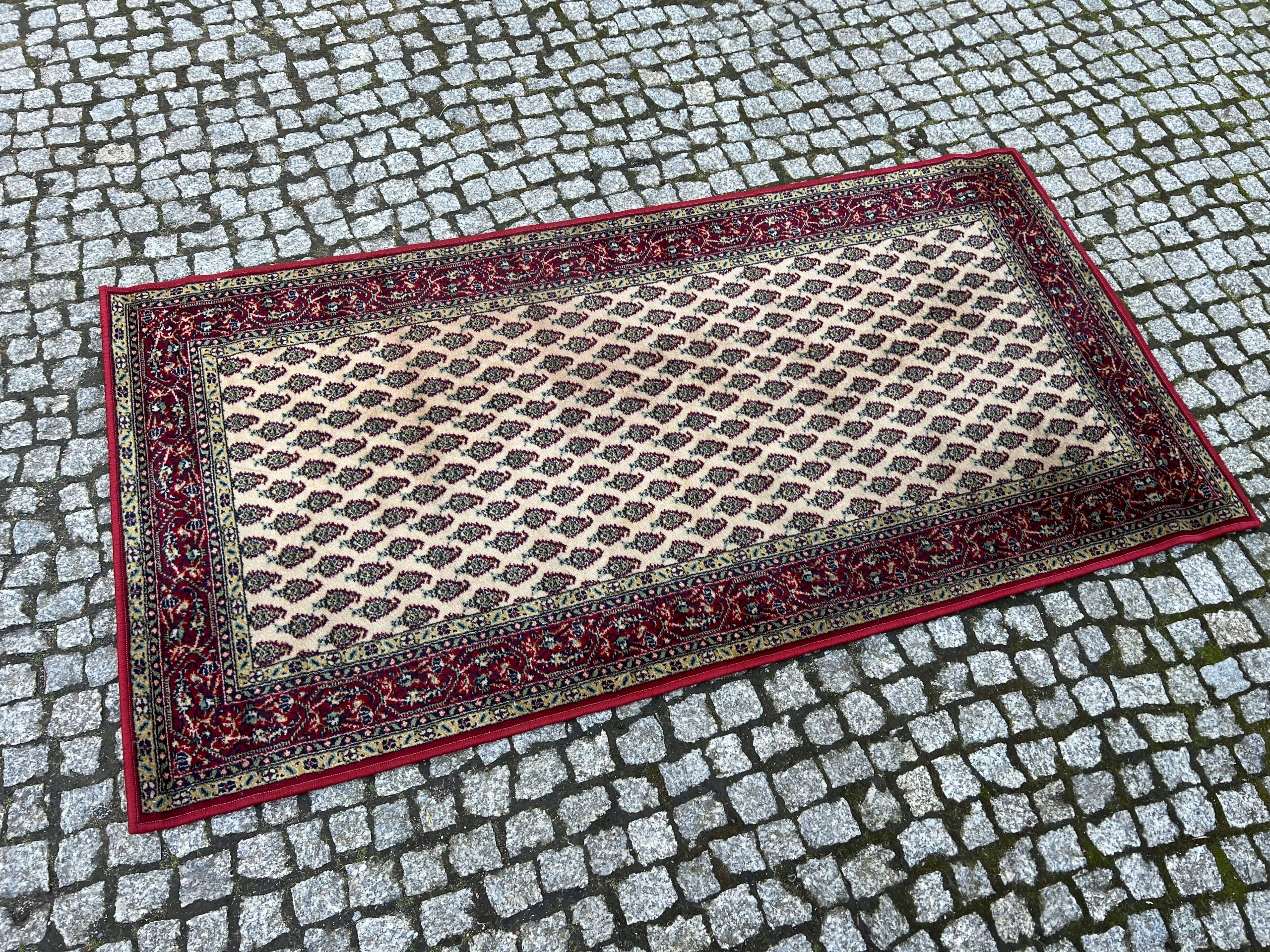 18035268882