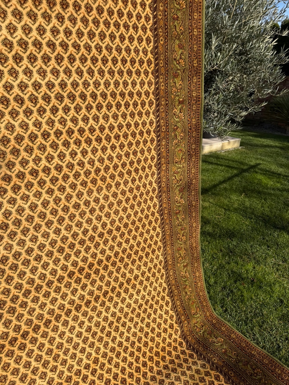 18049230733