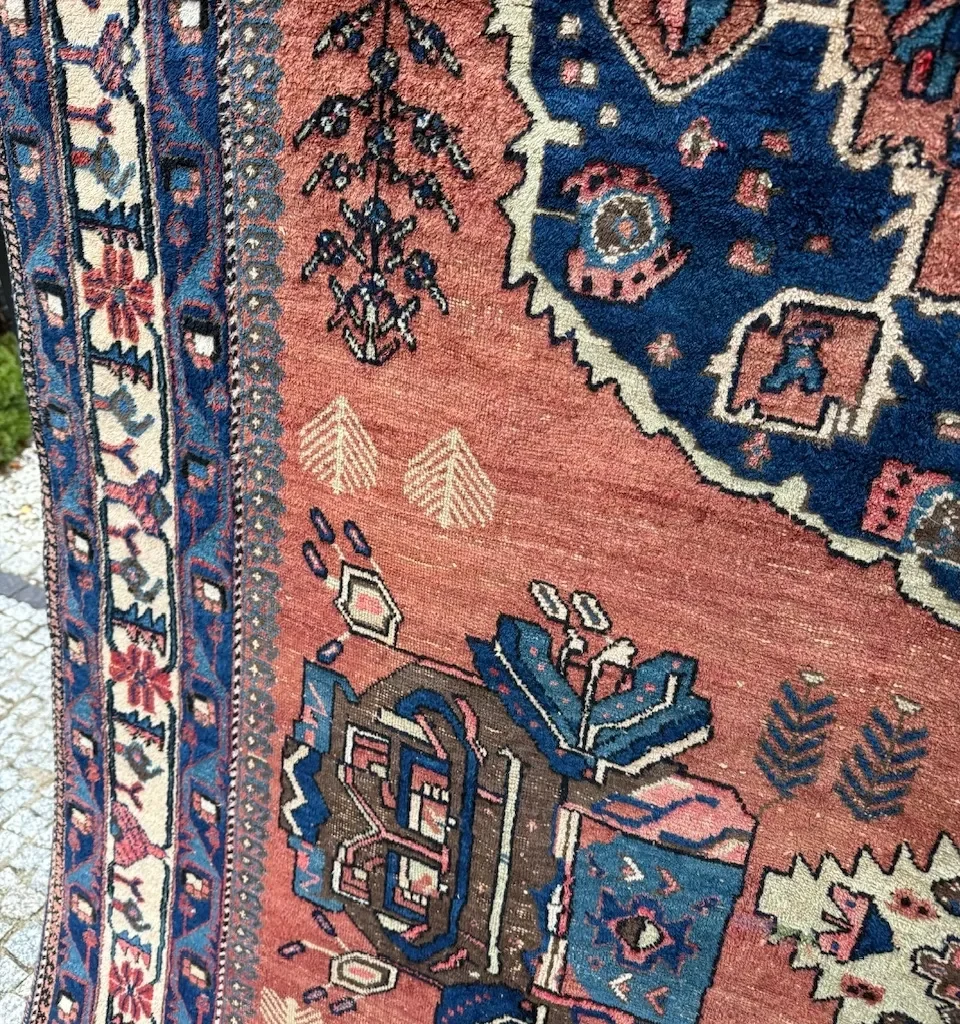 18530880661