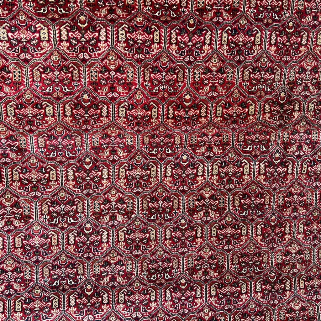 18532885185