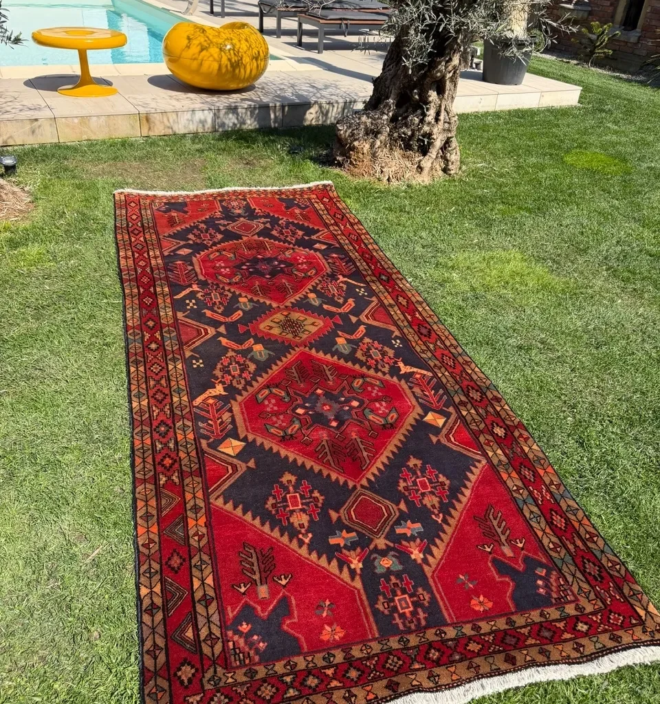 18555623302