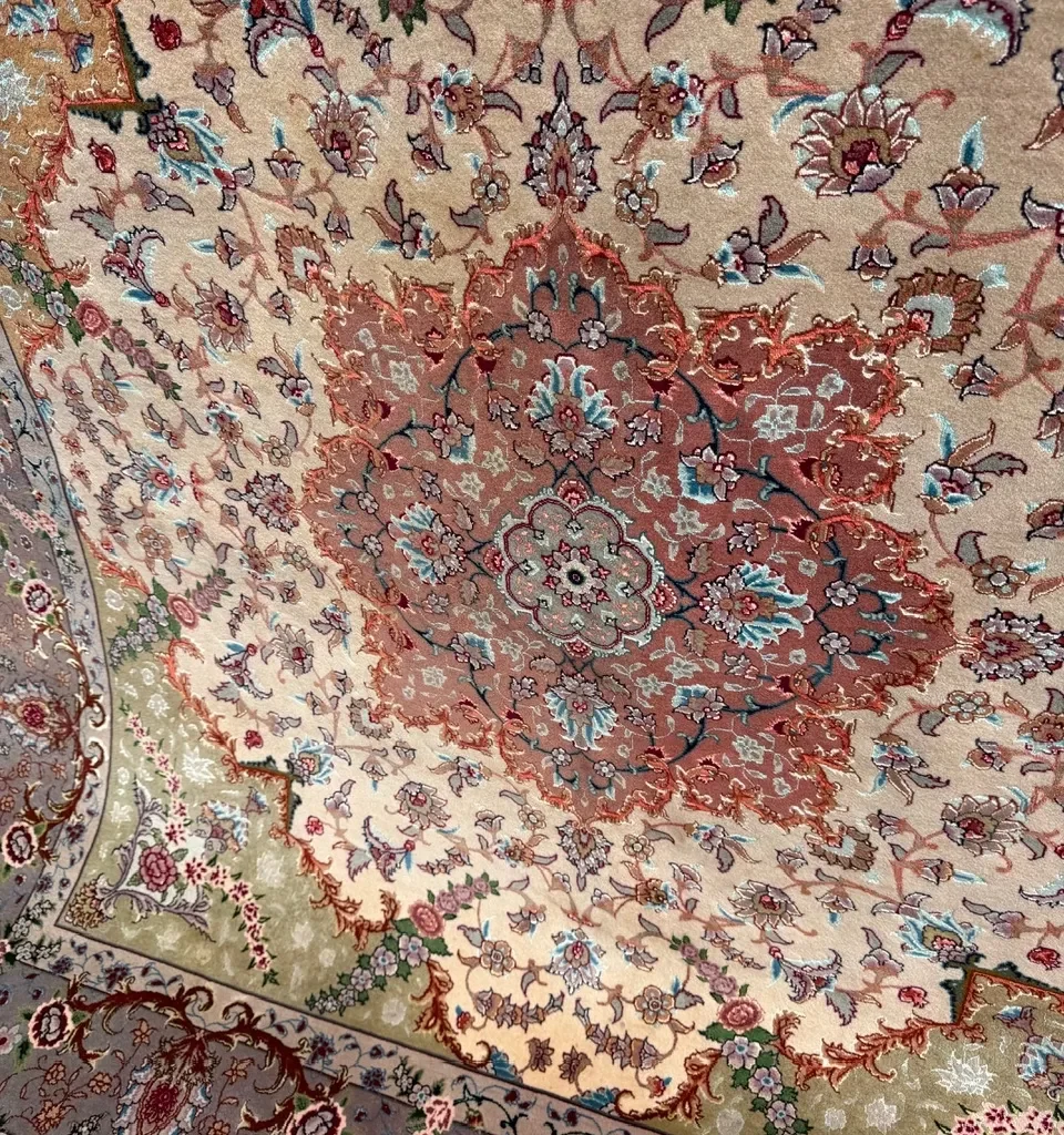 18561527839