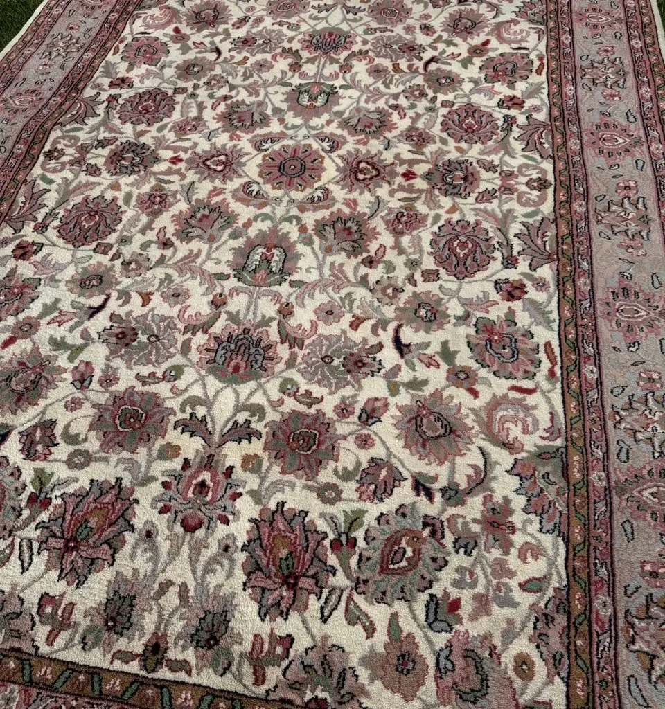 18567943768