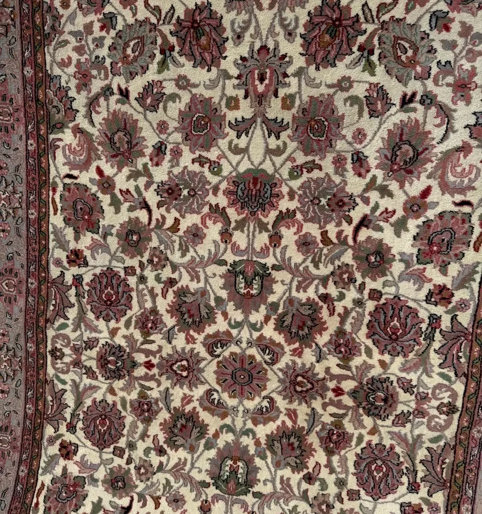 18567943768
