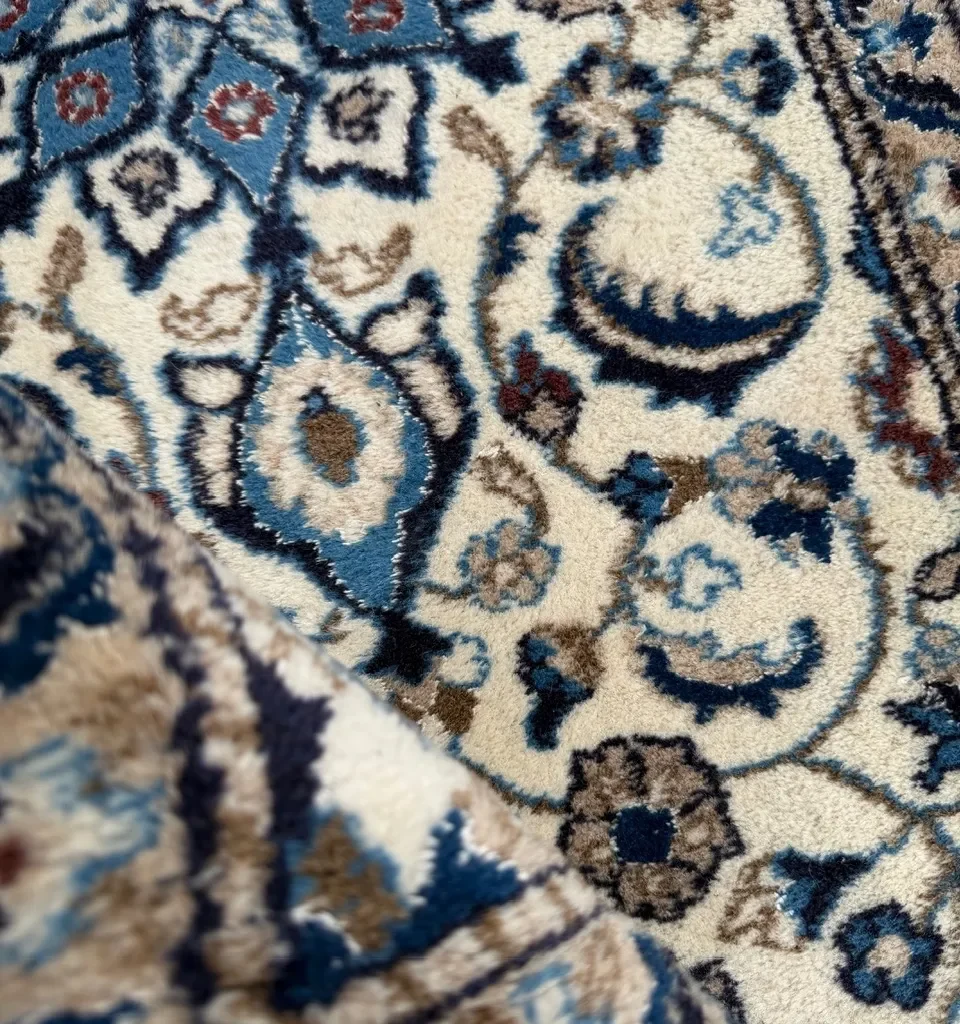 18598102387