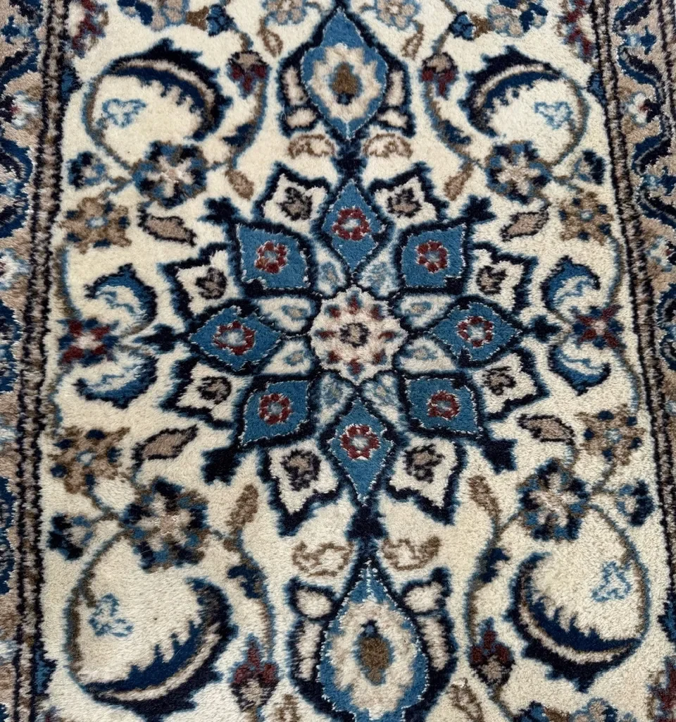 18598102387