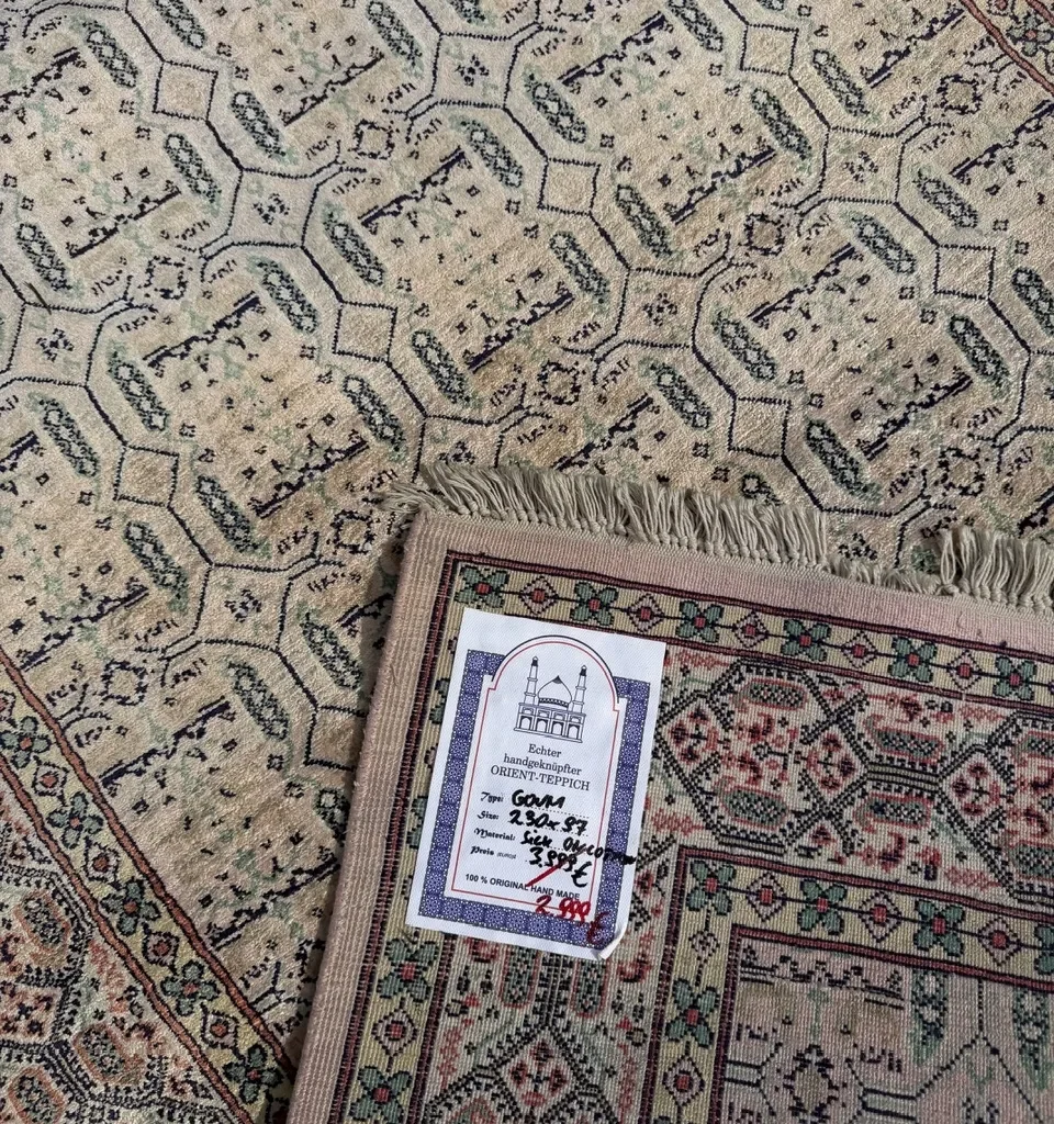 18615661085
