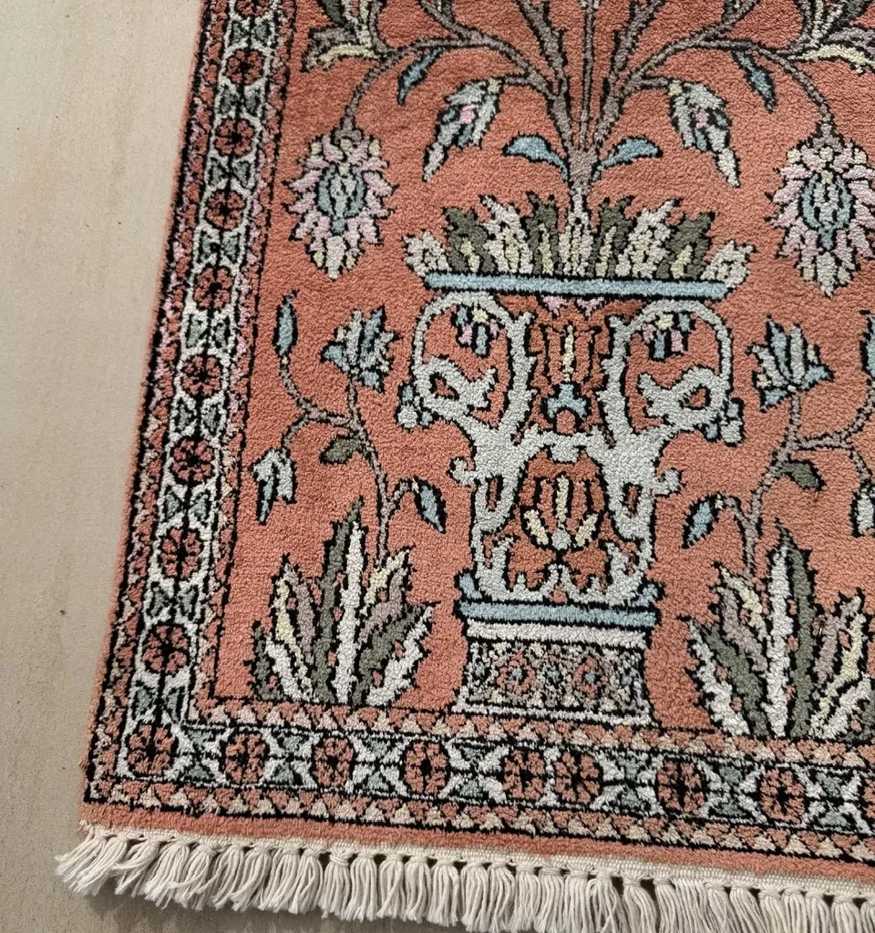 18622252084