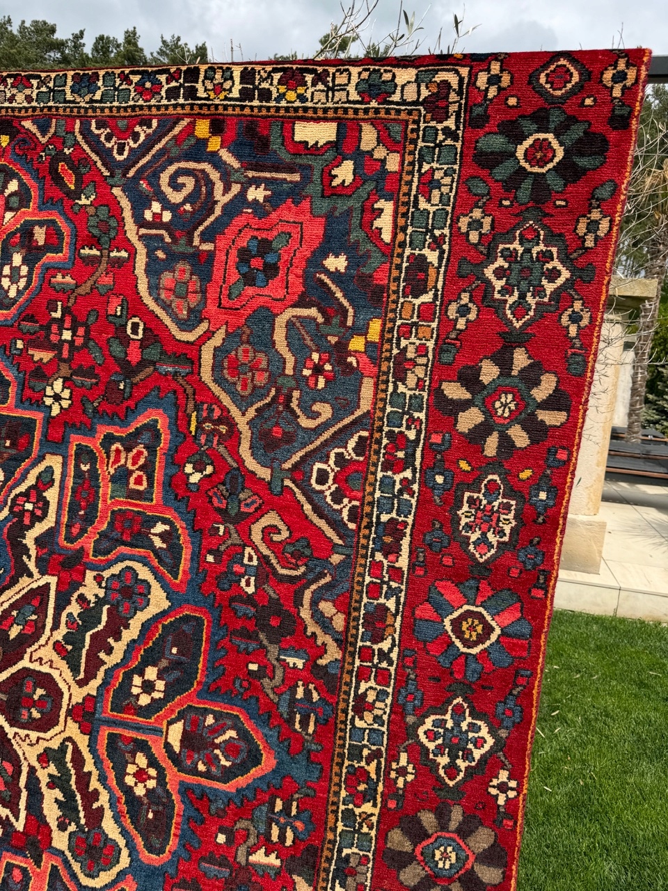 18565117436