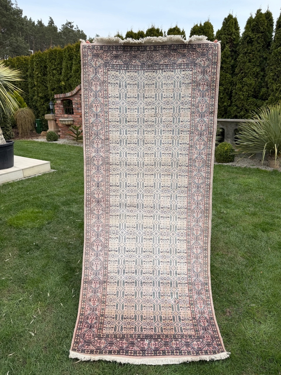 18615661085