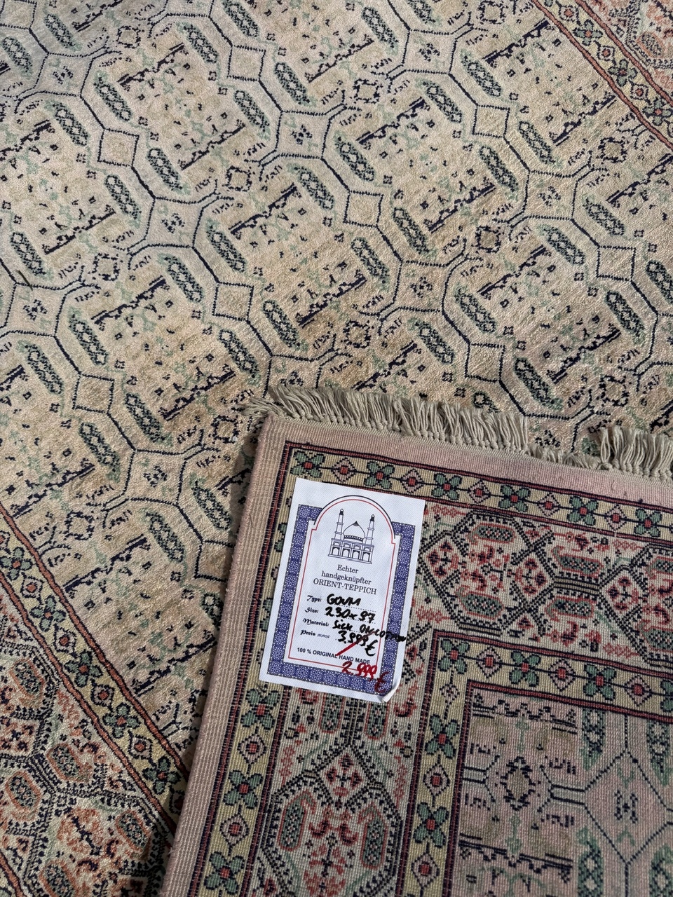 18615661085
