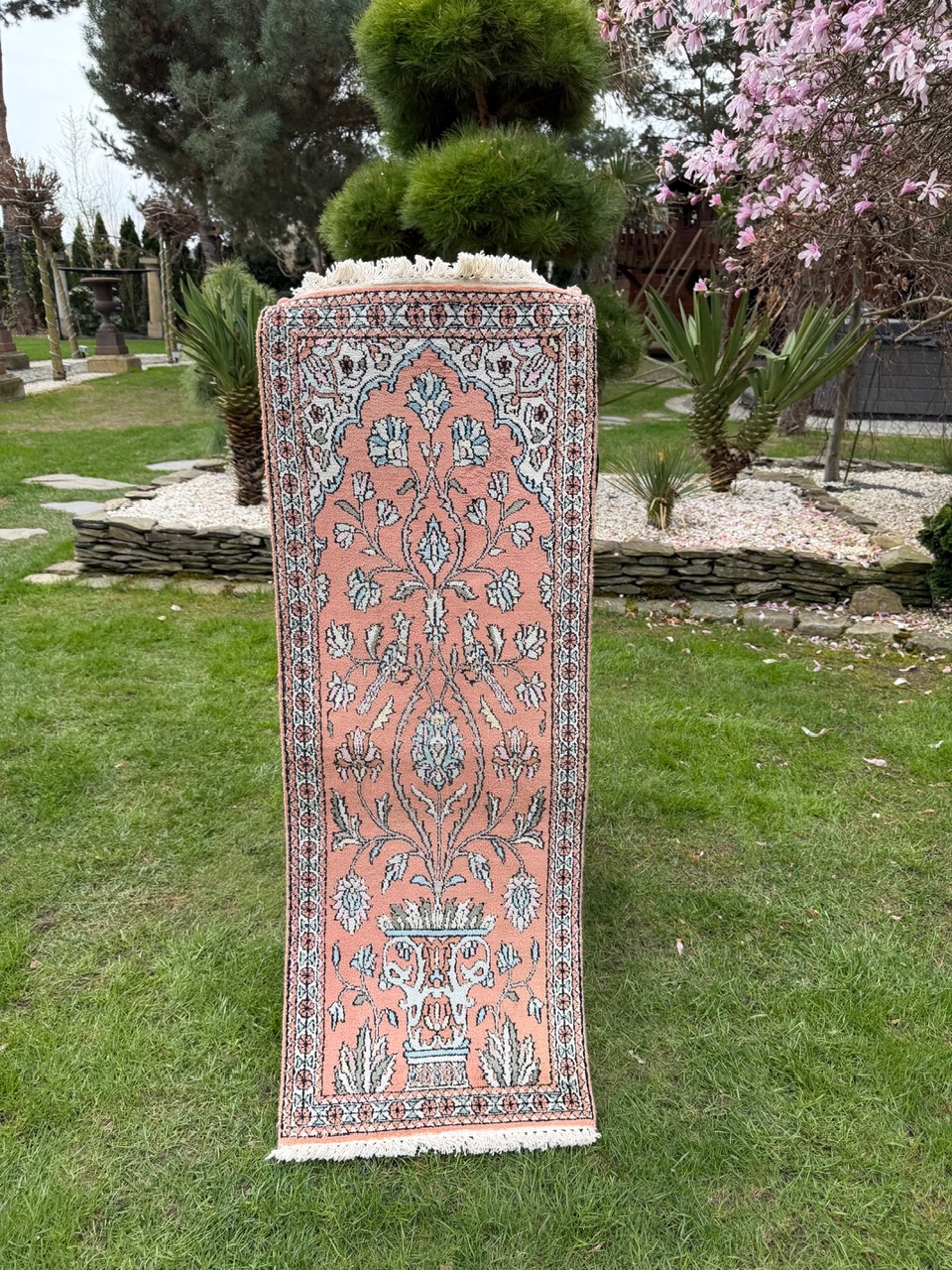 18622252084