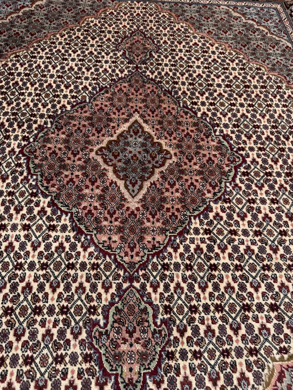 18668462066