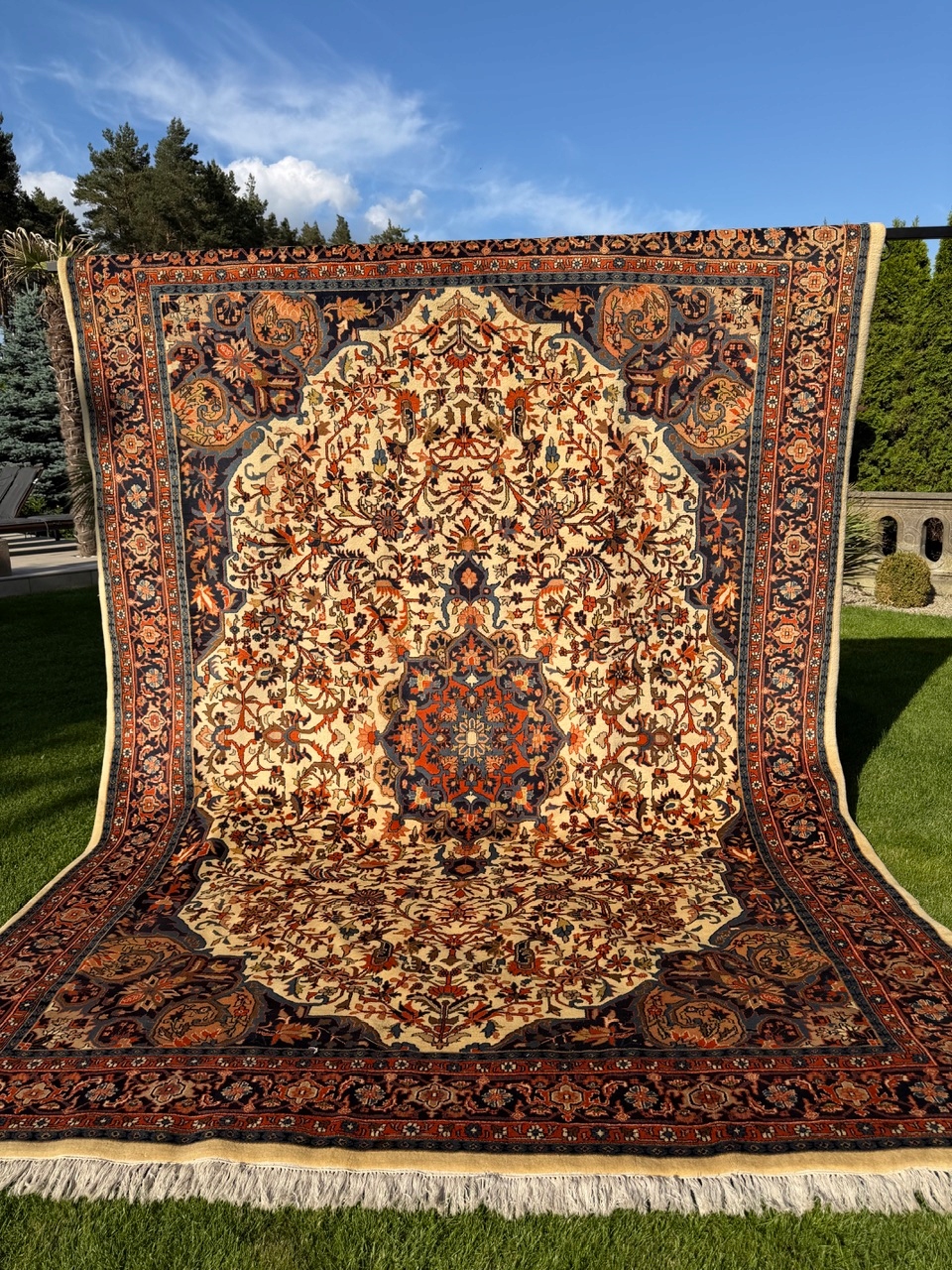 18705492699
