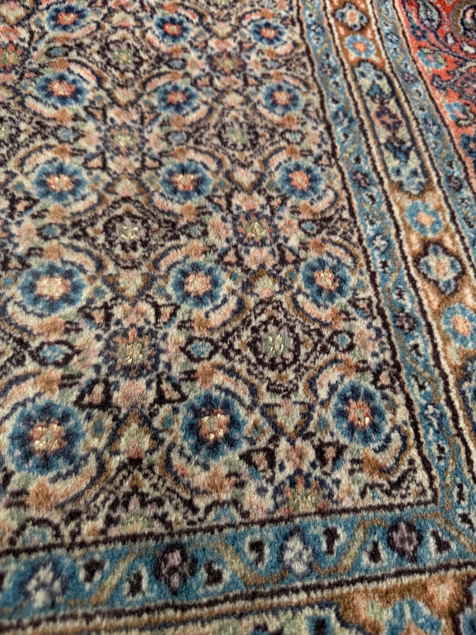 18705658176