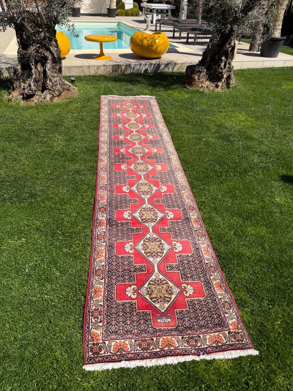 18724551751