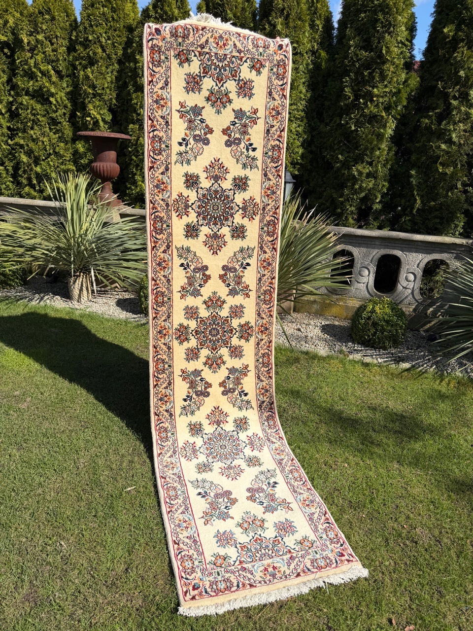18852040682
