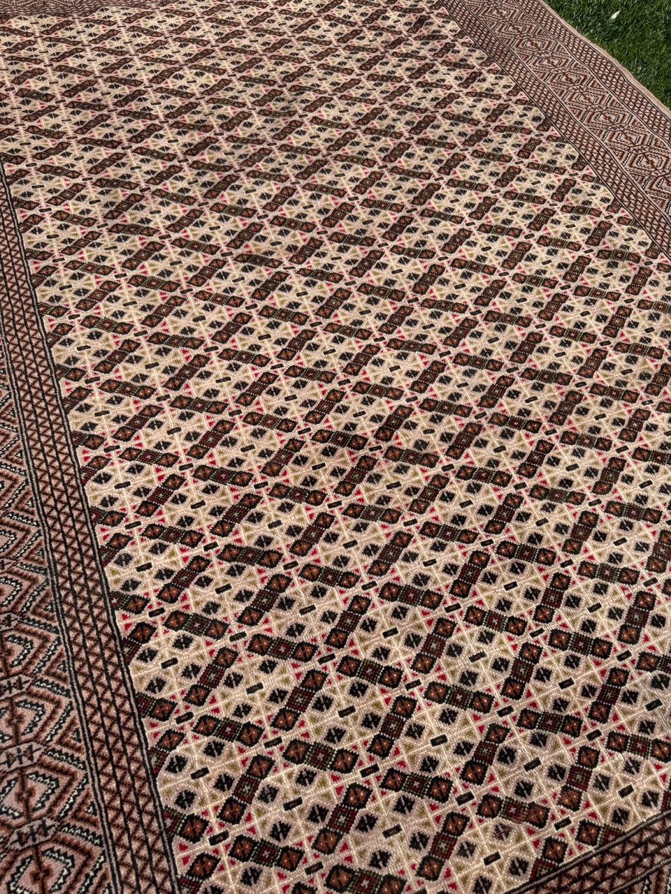 18632898436