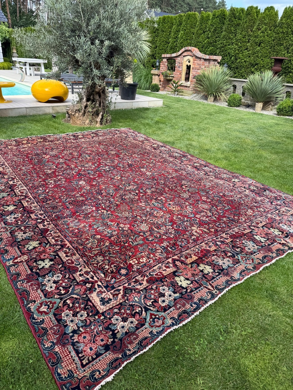 18807705575