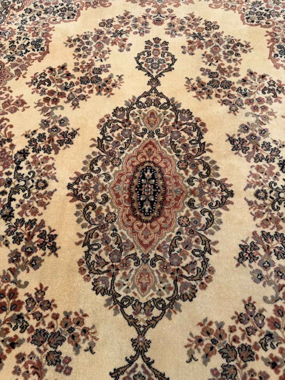 18914343310