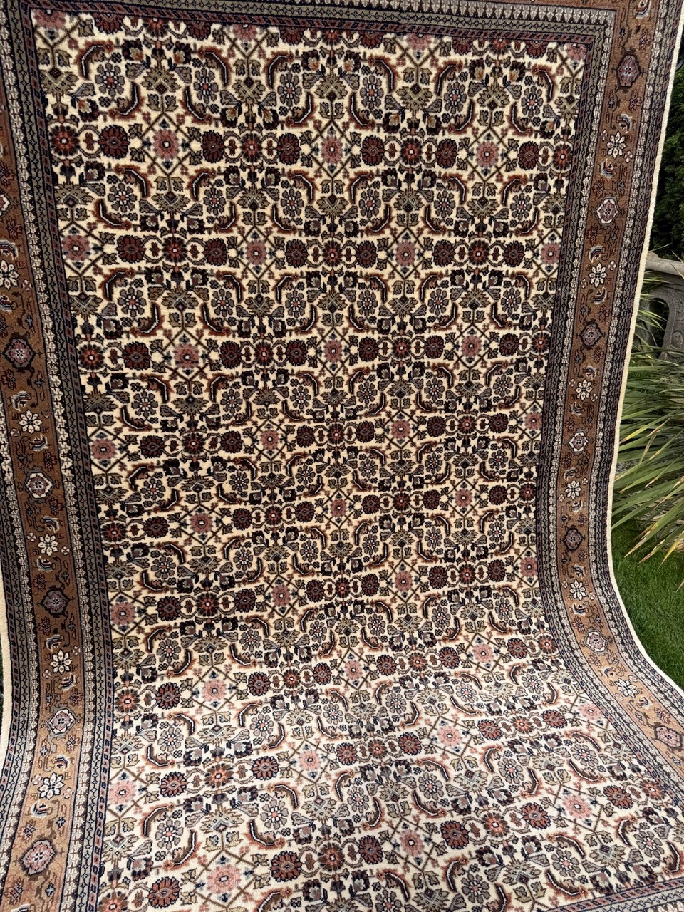 18966410765